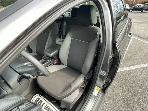 Used 2014 Ford Focus SE image 18