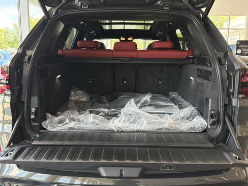 New 2026 BMW X5 M Competition w/ Executive Package AWD/4WD image 26