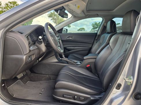 Used 2020 Acura ILX FWD image 10