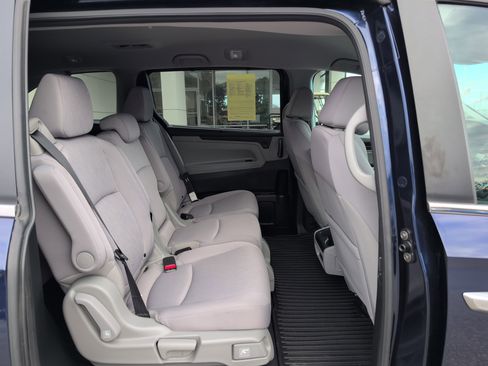 Used 2023 Honda Odyssey EX image 31