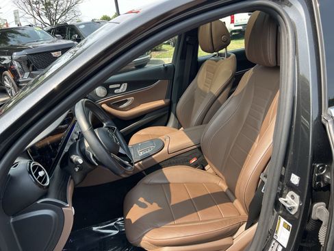 Used 2021 Mercedes-Benz E 350 4MATIC Sedan image 13