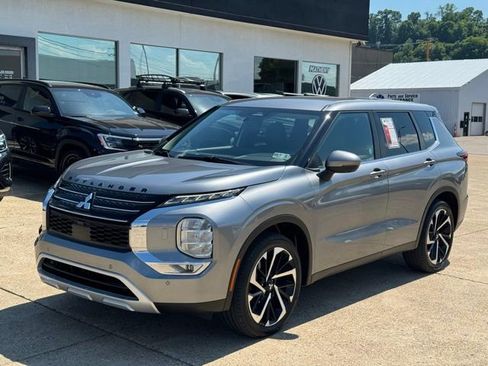 Used 2022 Mitsubishi Outlander SE AWD/4WD image 1