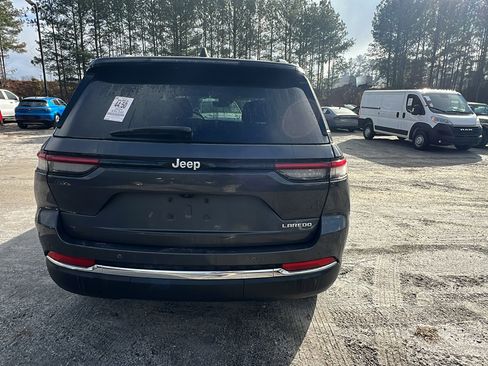Used 2024 Jeep Grand Cherokee Laredo X w/ Luxury Tech Group I image 9