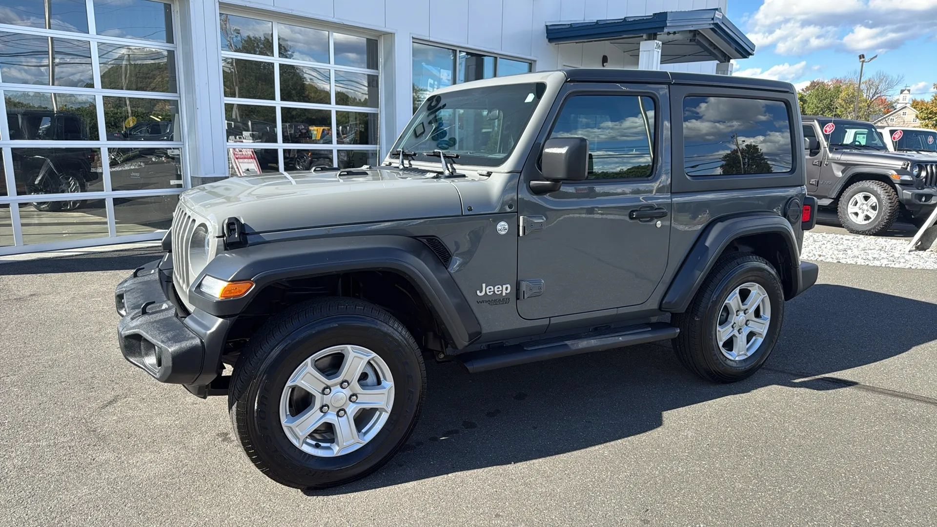 Used 2020 Jeep Wrangler Sport AWD/4WD image 8
