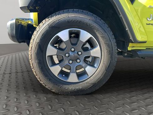 Used 2022 Jeep Wrangler Unlimited Sahara w/ LED Lighting Group image 38