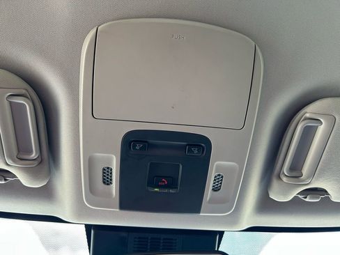 Used 2025 Toyota Camry LE image 29