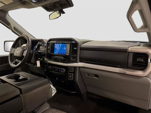 Used 2023 Ford F150 XLT image 26
