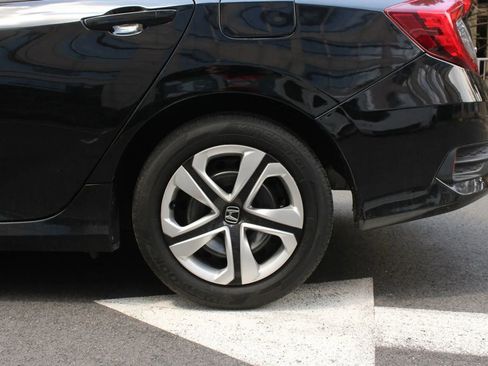 Used 2017 Honda Civic LX image 9
