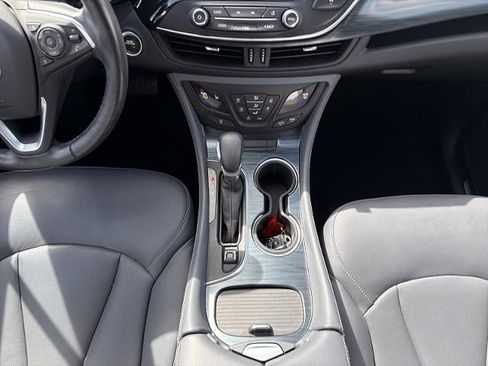 Used 2019 Buick Envision Essence AWD/4WD image 18