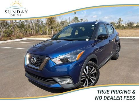 Used 2019 Nissan Kicks SR w/ SR Premium Package image 1