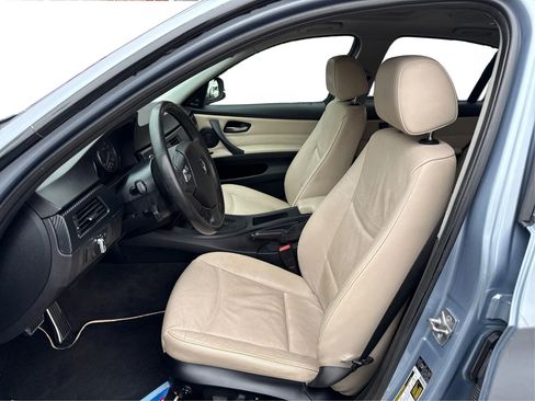 Used 2011 BMW 335i xDrive Sedan image 9