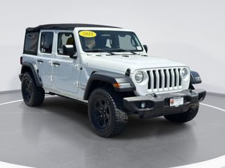Used 2018 Jeep Wrangler Unlimited Sport S AWD/4WD video 1
