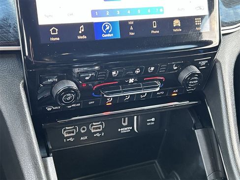 Used 2023 Jeep Grand Cherokee Trailhawk image 26