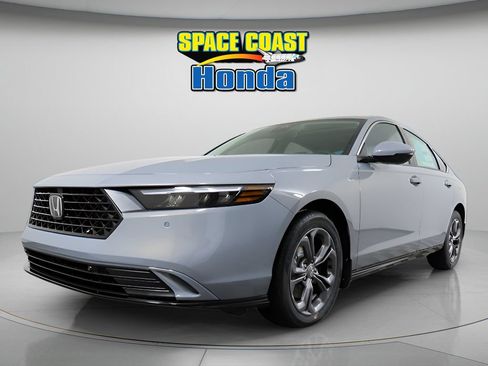 New 2026 Honda Accord EX-L image 3