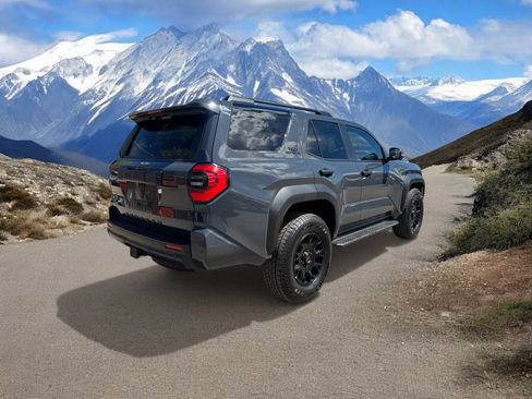 Used 2025 Toyota 4Runner TRD Off-Road Premium AWD/4WD image 5