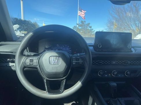 Used 2023 Honda Accord LX image 23