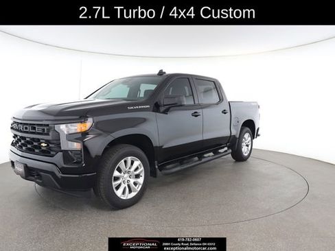 Used 2023 Chevrolet Silverado 1500 Custom AWD/4WD image 2