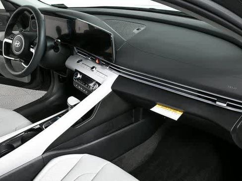 New 2026 Hyundai Elantra Limited image 72