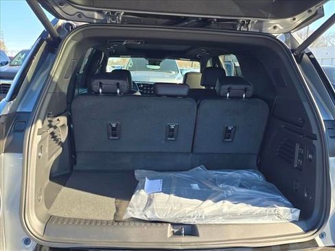 New 2026 Chevrolet Traverse RS image 22