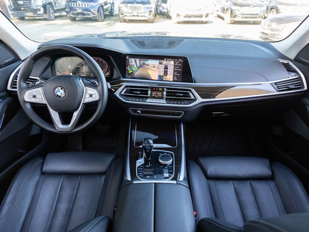 Used 2020 BMW X7 xDrive40i w/ Premium Package AWD/4WD image 2