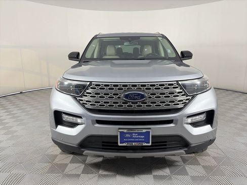 Used 2022 Ford Explorer Limited image 2