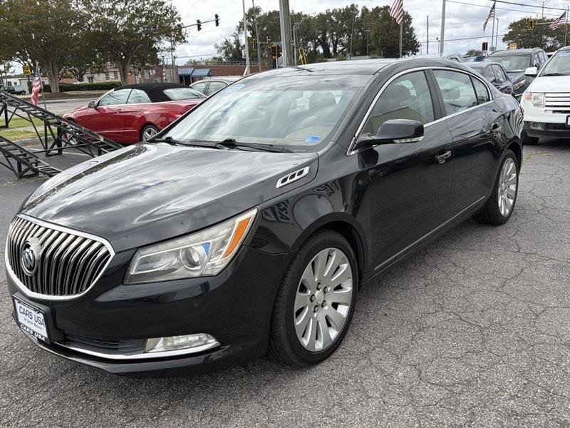Used 2014 Buick LaCrosse Leather w/ Driver Confidence Package AWD/4WD image 4