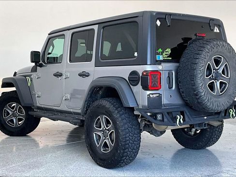 Used 2018 Jeep Wrangler Unlimited Sport S image 16