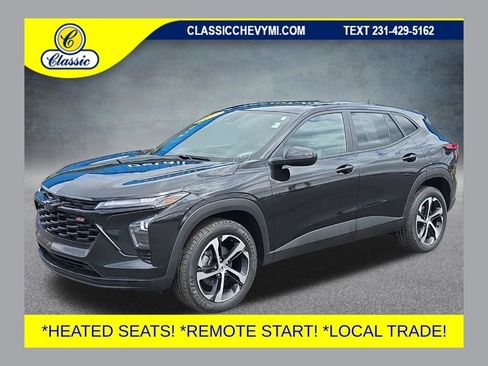 Used 2024 Chevrolet Trax RS w/ Sunroof Package FWD image 1