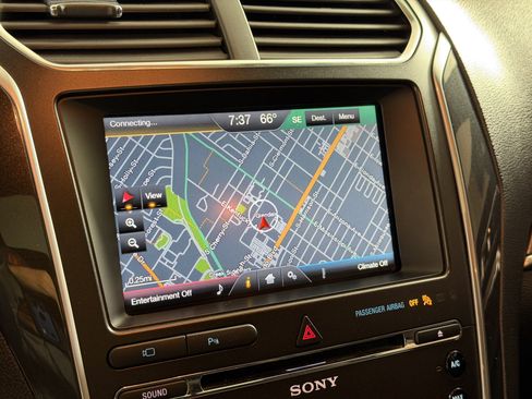Used 2016 Ford Explorer Sport w/ Equipment Group 401A AWD/4WD image 20