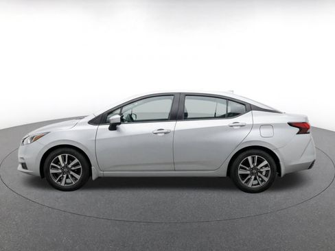 Used 2025 Nissan Versa SV FWD image 4