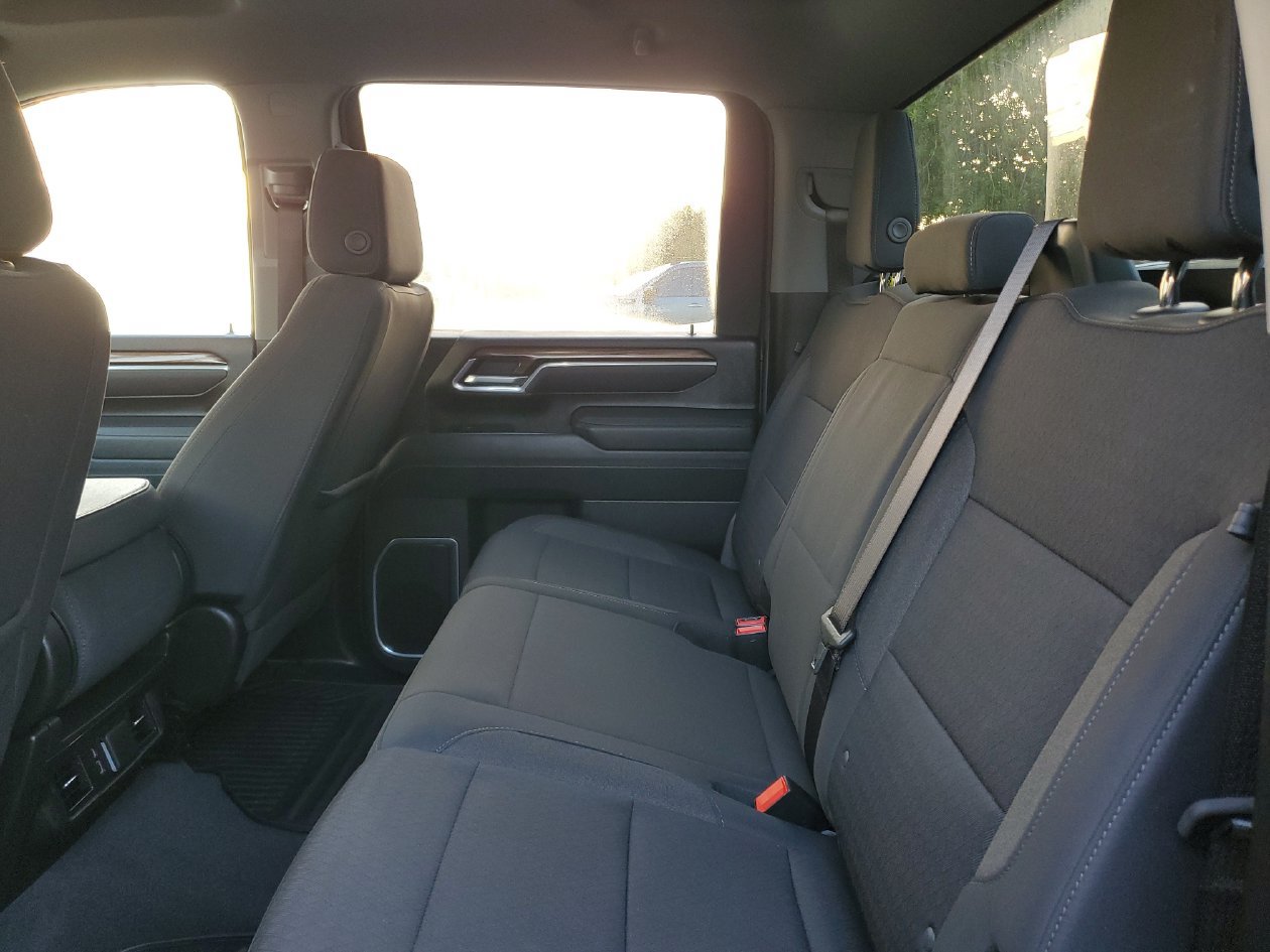 Used 2026 Chevrolet Silverado 2500 LT AWD/4WD image 12