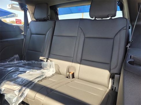 New 2026 Chevrolet Tahoe High Country w/ LPO, Illumination Package image 8