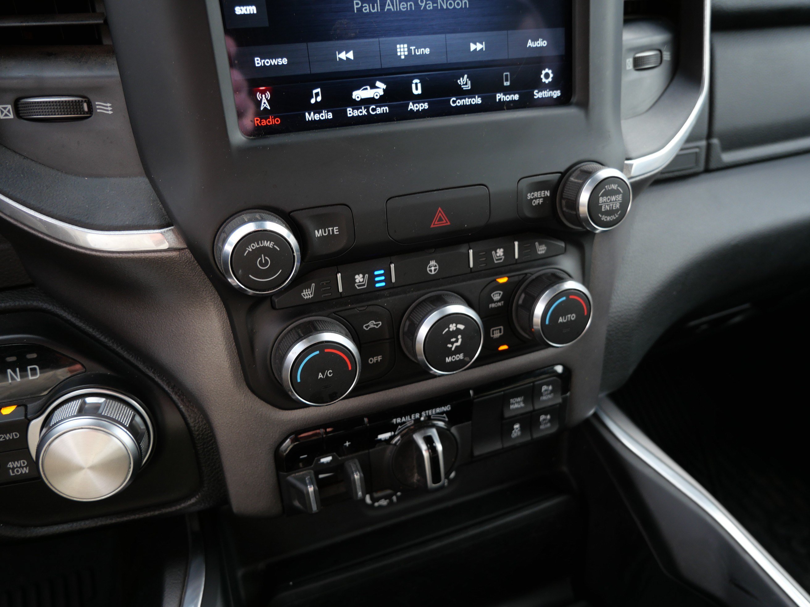Used 2021 RAM 1500 Laramie w/ Sport Appearance Package AWD/4WD image 32