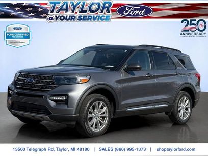 Certified 2023 Ford Explorer XLT w/ Equipment Group 202A