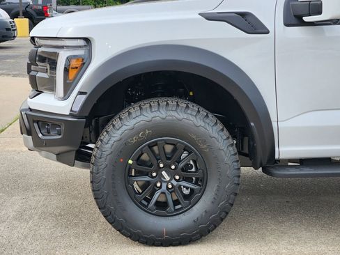 New 2026 Ford F150 Raptor AWD/4WD image 9