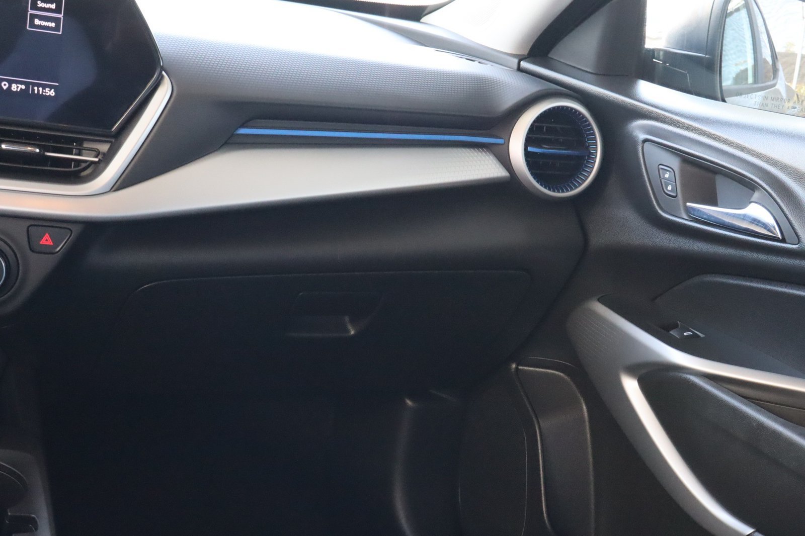 Used 2024 Chevrolet Trax LS FWD image 31