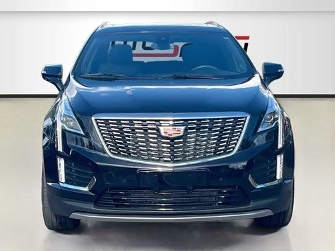 Used 2024 Cadillac XT5 Premium Luxury AWD/4WD image 2