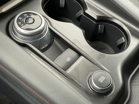 Used 2025 Ford Explorer Active image 27