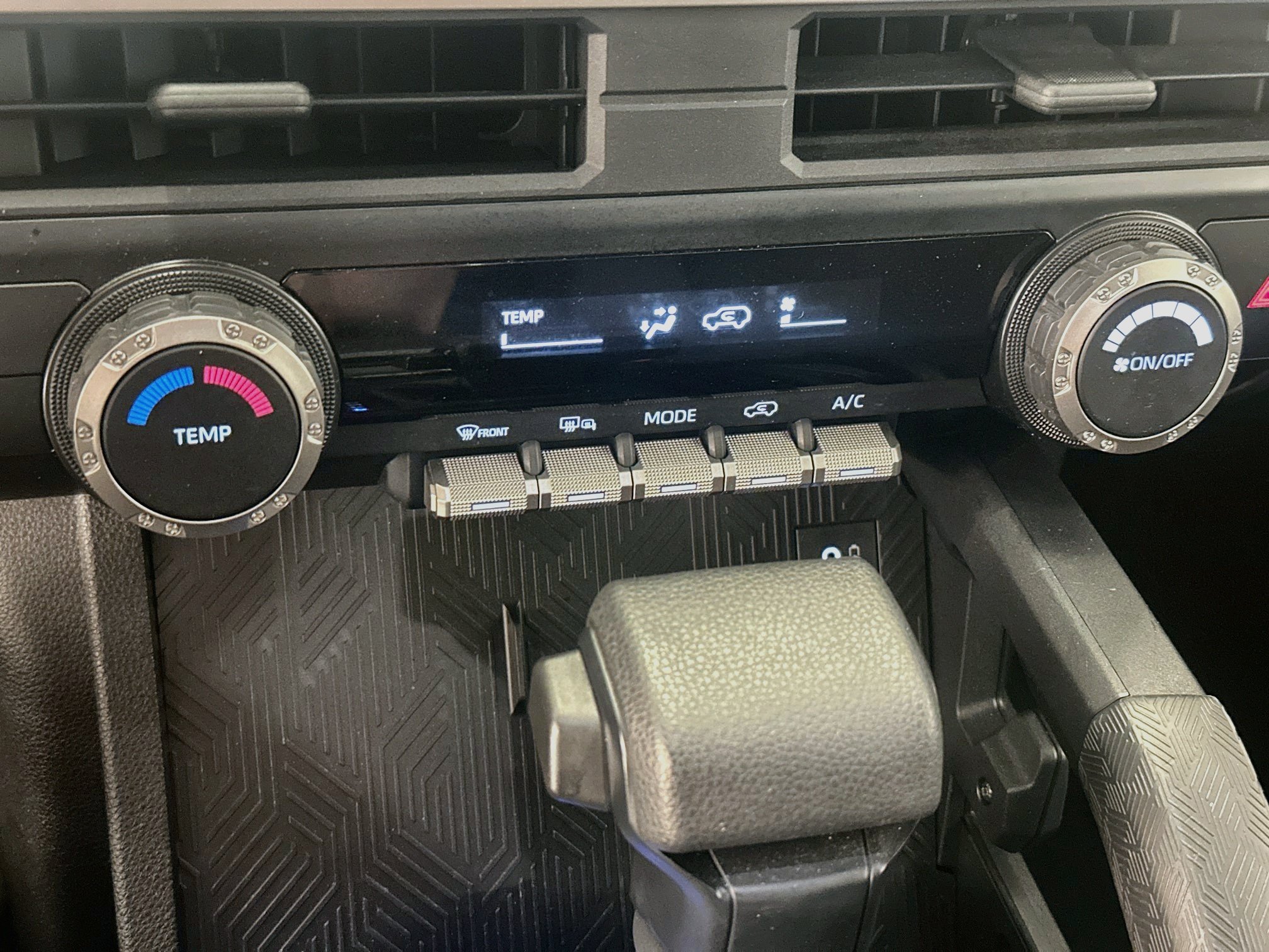 Used 2025 Toyota 4Runner SR5 AWD/4WD image 24