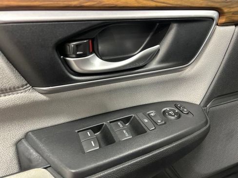 Used 2017 Honda CR-V EX image 19