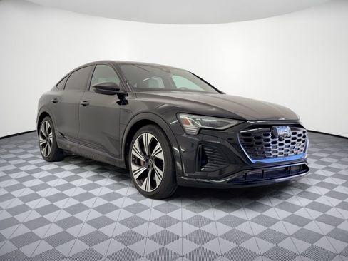 Used 2024 Audi Q8 e-tron Prestige AWD/4WD image 7