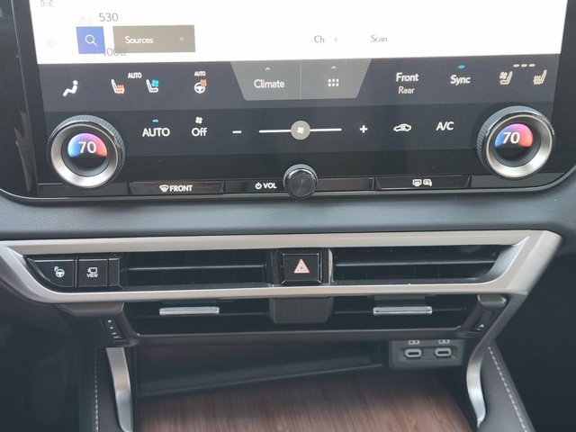Certified 2026 Lexus RX 350 AWD w/ Convenience Package image 20