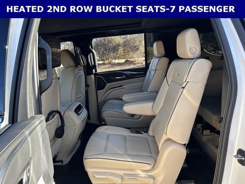 Used 2024 Cadillac Escalade ESV Premium Luxury image 8