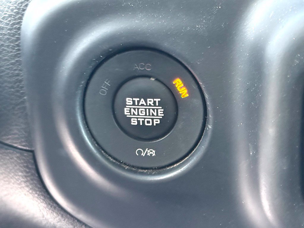 Used 2021 Jeep Gladiator Mojave AWD/4WD image 35