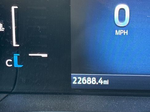 Used 2024 Ford Ranger XL image 32