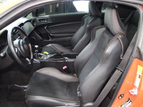 Used 2017 Toyota 86 860 Special Edition RWD image 10