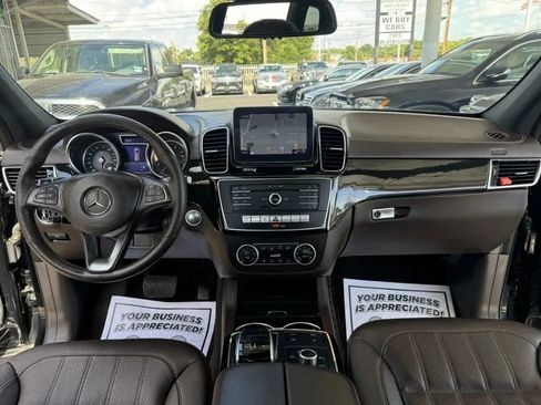 Used 2018 Mercedes-Benz GLS 450 4MATIC w/ Premium Package image 41