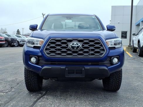 Used 2023 Toyota Tacoma TRD Off-Road AWD/4WD image 2