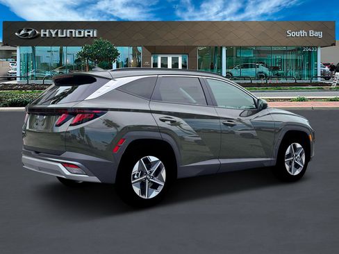 New 2026 Hyundai Tucson SEL image 8