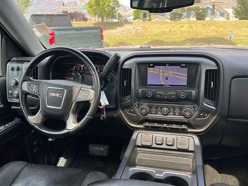 Used 2016 GMC Sierra 1500 SLT w/ All-Terrain Package AWD/4WD image 22